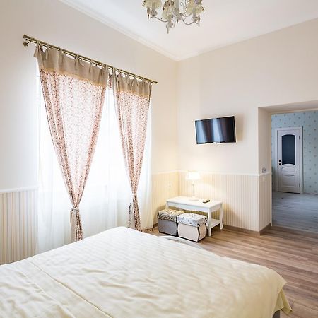 Lovely Apartment In The City Center Leópolis Exterior foto